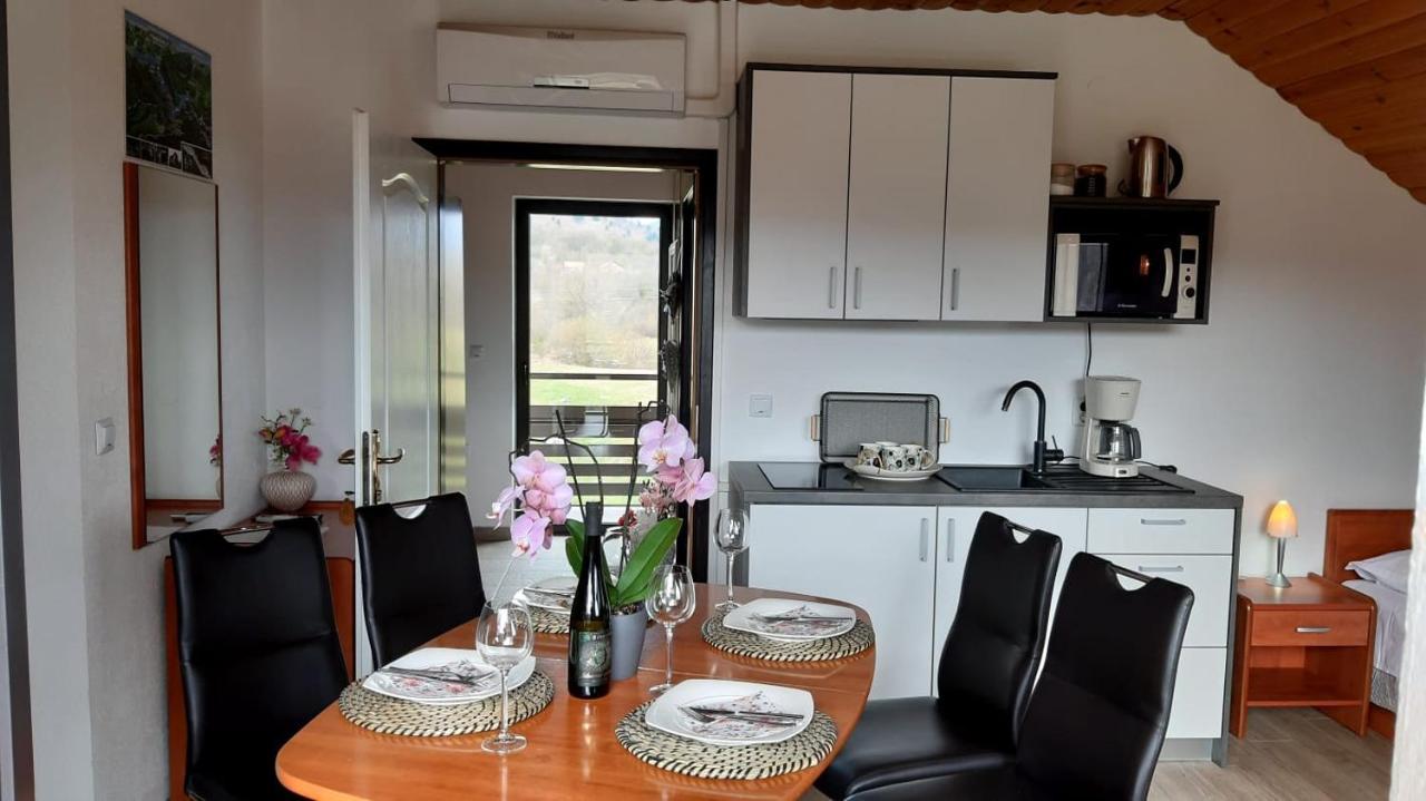 Vukovic House Hotel Селище Дрезницко Екстериор снимка