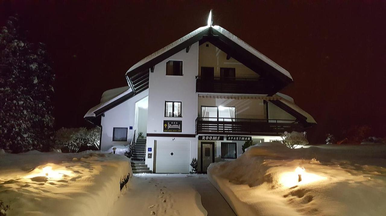 Vukovic House Hotel Селище Дрезницко Екстериор снимка