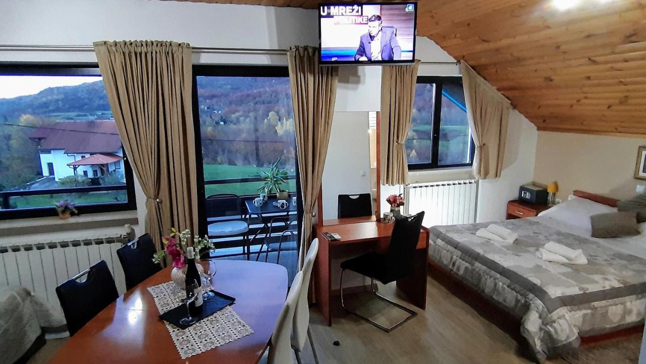 Vukovic House Hotel Селище Дрезницко Екстериор снимка
