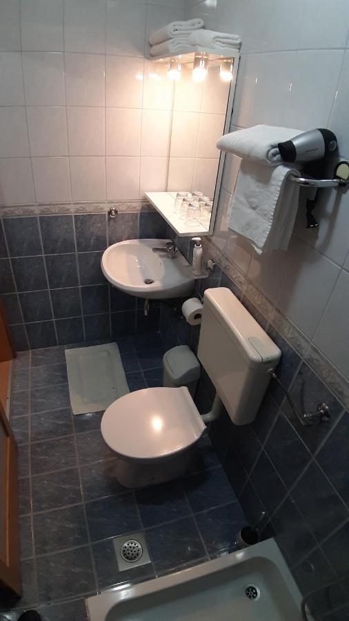 Vukovic House Hotel Селище Дрезницко Екстериор снимка